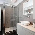 Apartman Naxian Nest Penthouse 3br - Walk To