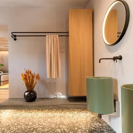 Naxian Nest Suites&apartments *