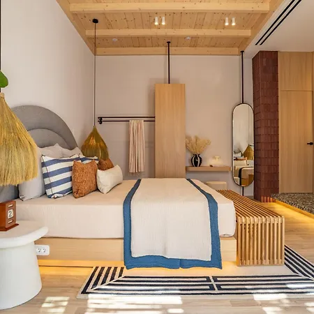 Naxian Nest Suites&apartments *
