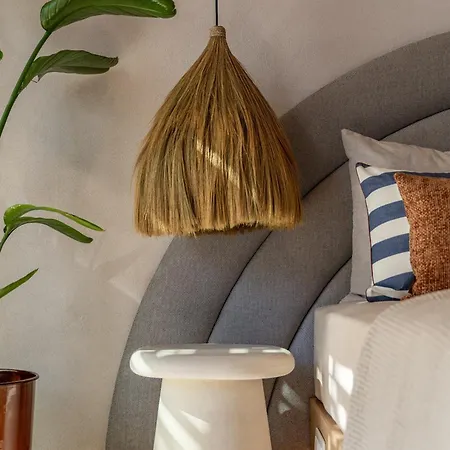 Naxian Nest Suites&apartments