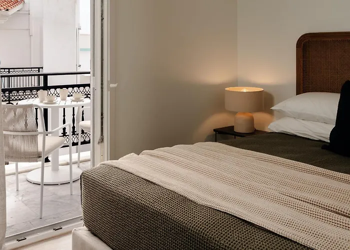 Naxian Nest Penthouse 3br - Walk To Апартаменты Naxos City